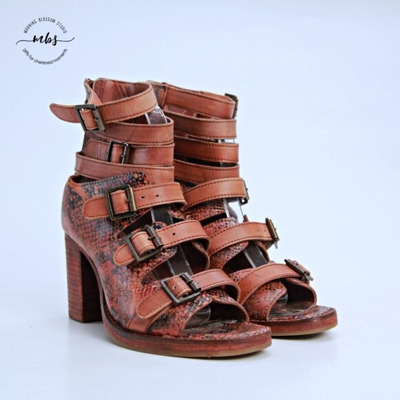Vintage Foundry Co Odessa Leather Strap Side Heeled Sandal Booties Brown Women 8 - Picture 2 of 13
